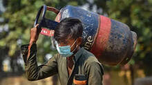 lpg-price-commercial-gas-cylinder-rates-hiked-by-rs-993