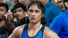 vinesh-phogat-out-of-asian-games-selection-after-loss-to-meenakshi-goyat-in-53kg-semifinal-trials