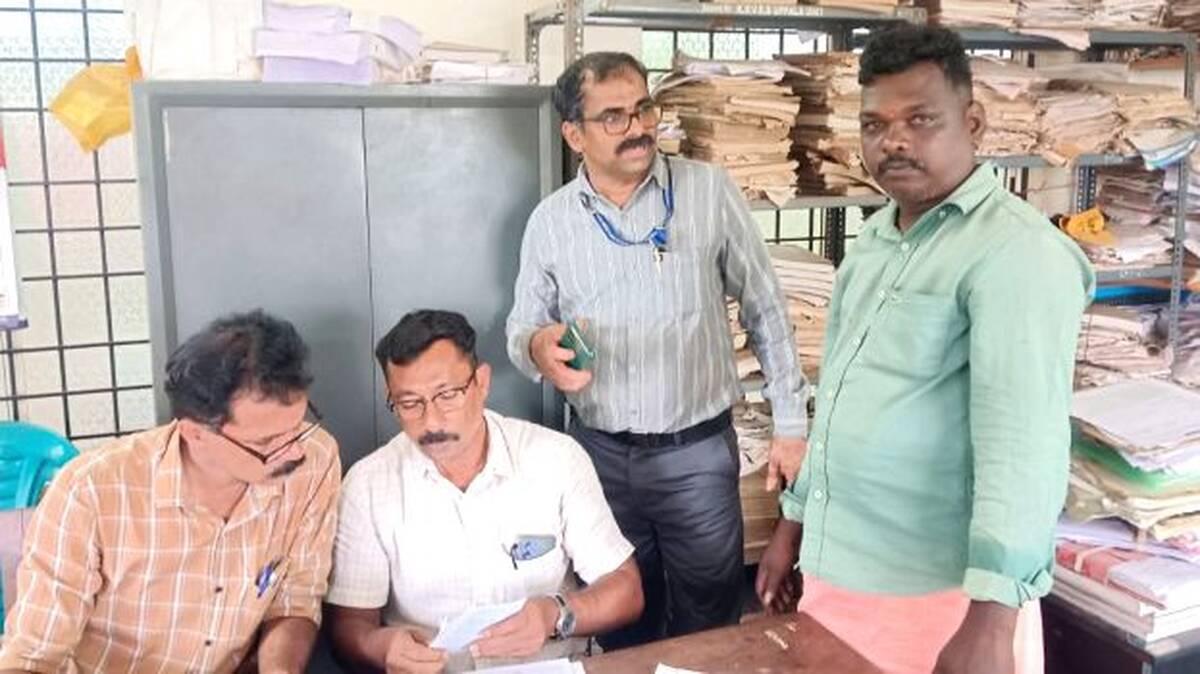 prathi-