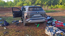 gold-smuggling-suspected-in-car-found-at-kannur-pariyaram