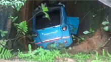 auto-fell-inside-well-four-year-old-girl-escaped-narrowly