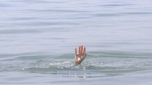woman-drowns