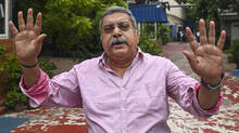 crisis-in-tmc-its-either-abhishek-or-me-said-senior-leader-kalyan-banerjee