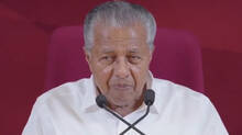 pinarayi-vijayan-against-governor-interfering-in-state-government-administration