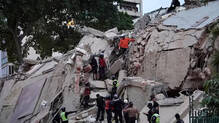 two-back-to-back-powerful-earthquakes-hit-venezuela