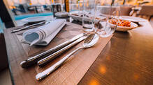 young-man-quits-google-job-and-starts-restuarant-earns-abouve-29-crore-in-first-year