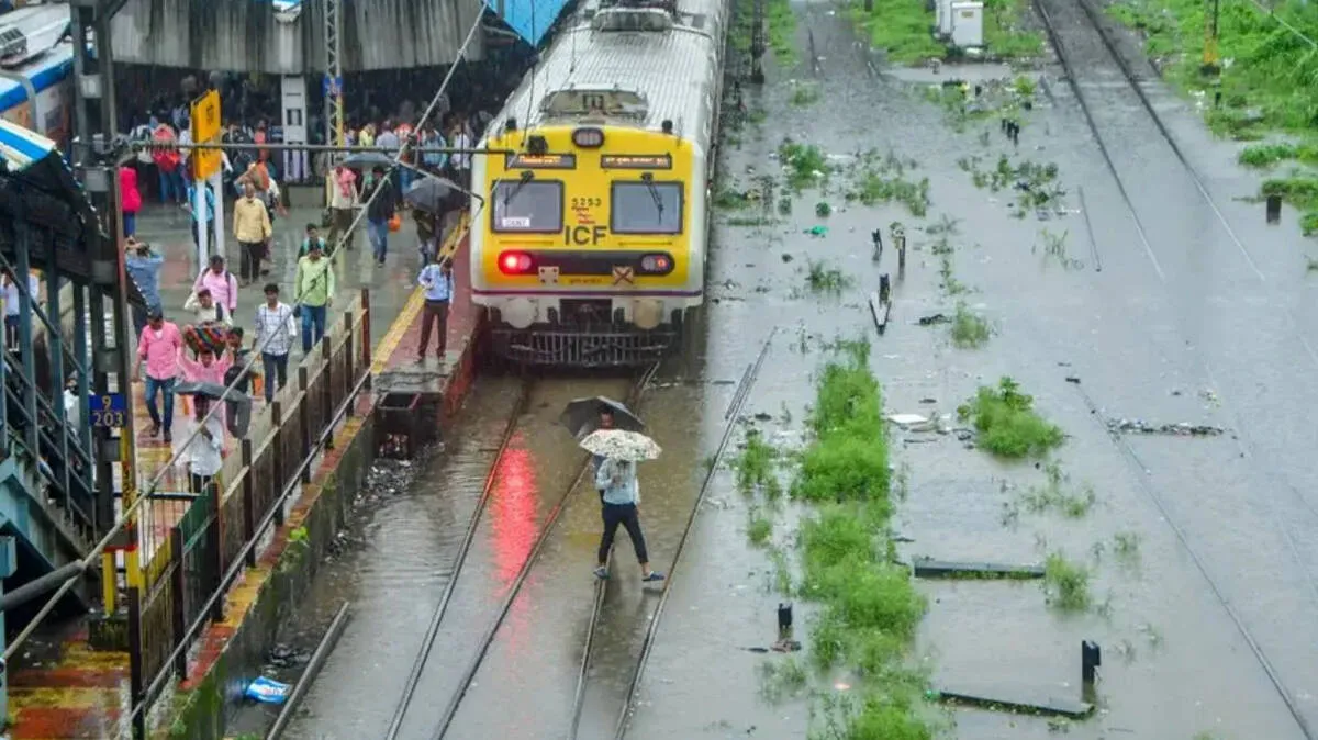 kerala-trains-diverted