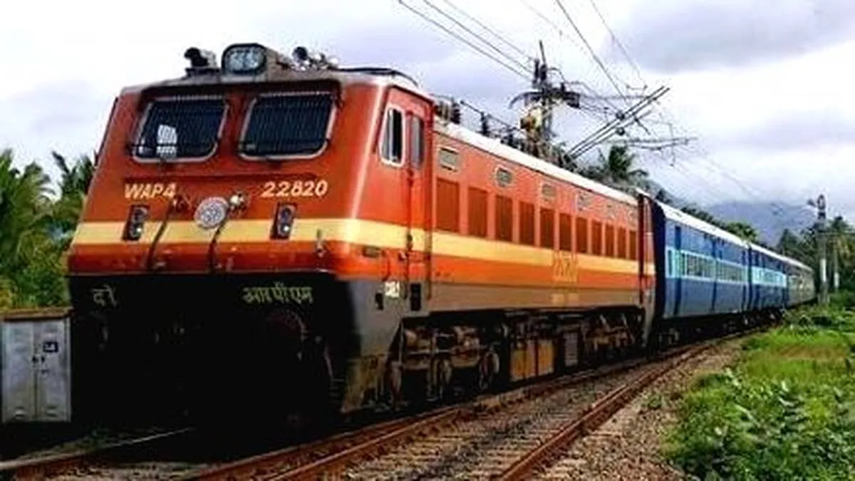 ചെന്നൈ സൂപ്പർഫാസ്റ്റ് 
16 മണിക്കൂർ വൈകും