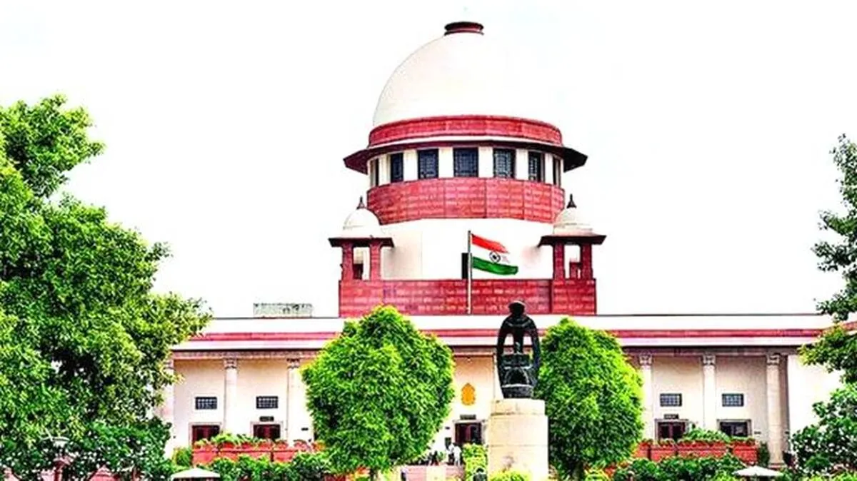 ത്രിഭാഷാ നയം: ഒറ്റത്തവണ ഇളവ്  പരിഗണിക്കണം, നിർദ്ദേശവുമായി സുപ്രീംകോടതി