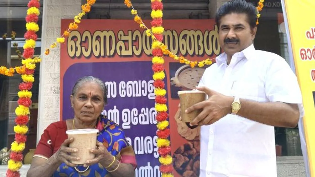 പായസമില്ലാതെ എന്ത് സദ്യ!
കച്ചവടം പൊടിപൊടിക്കുന്നു
