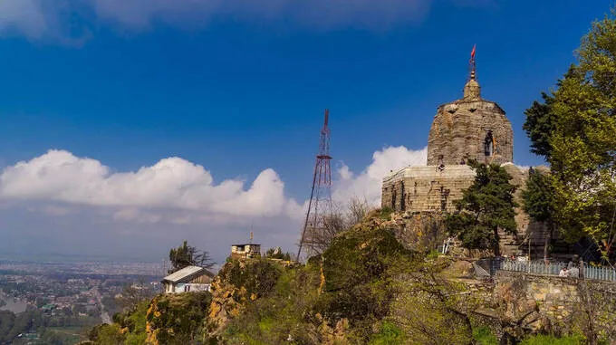 sree-sanjaracharya-tenmpl