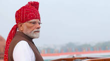 modi-bulletproof-glass-removed-red-fort-2014-independence-day-speech