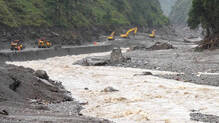 nepal-china-border-new-lakes-flash-flood-rescue-operation-suspended