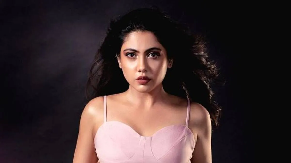 nayana-elza nayana-elza