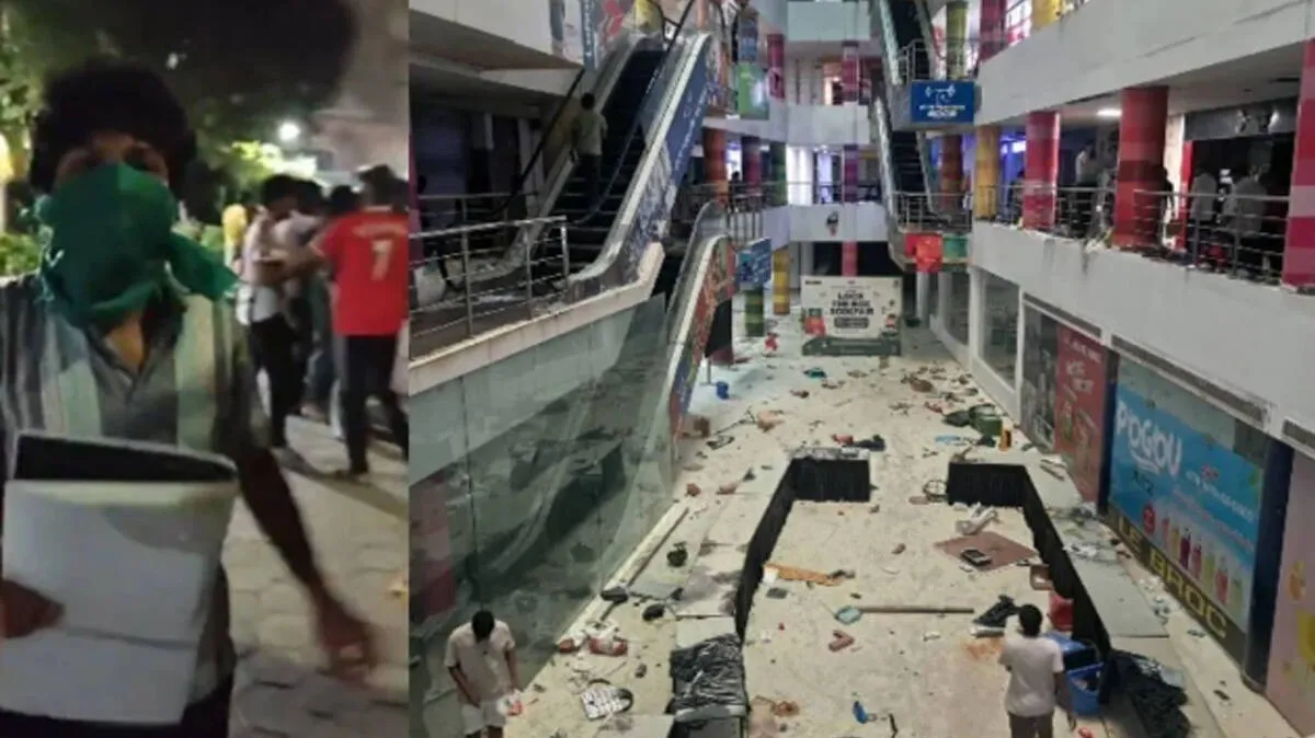 students-looting