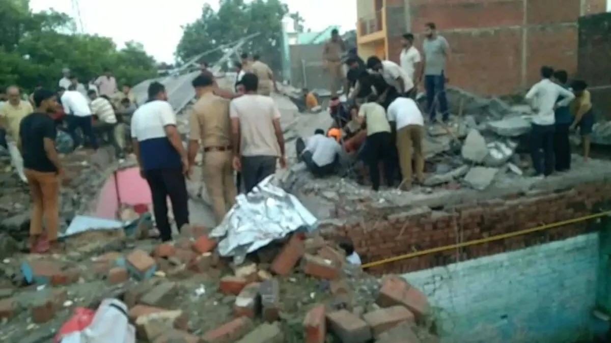 house-collapsed