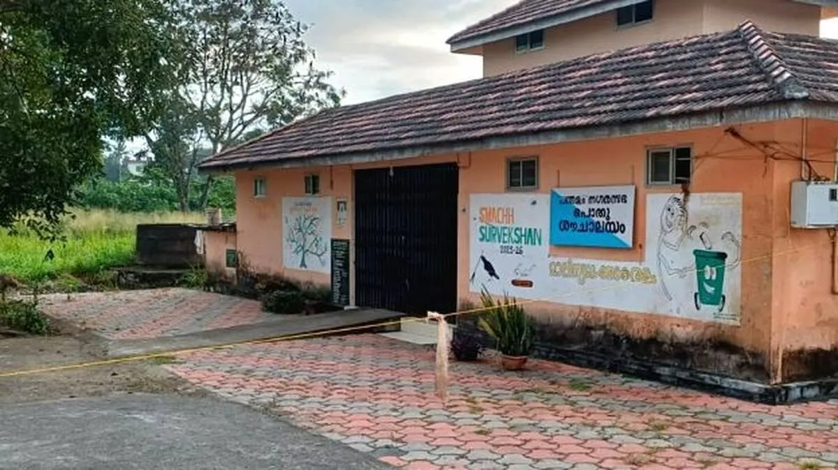 pandalam-bus-stand