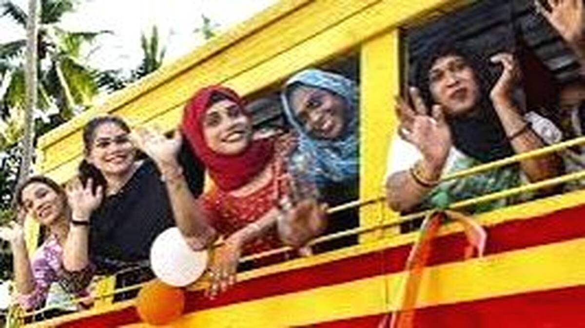 priyadarshini-bus