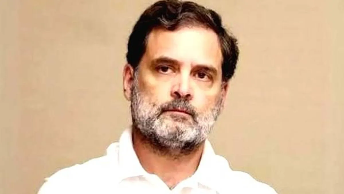രൂക്ഷവിമർശനവുമായി രാഹുൽ;   കർണാടക എസ്ഐആർ  പിന്നാക്കക്കാരെ ലക്ഷ്യമിടുന്നു