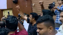 thrissur-corporation-council-meeting-clash