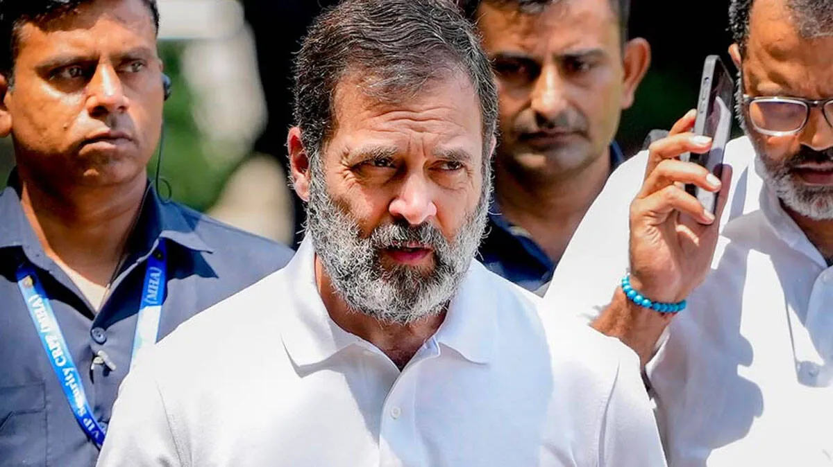 ഡൽഹിയിൽ സിജെപി സമരത്തിനിടെ   രാഹുൽ ഗാന്ധി ചെന്നൈയിൽ; വിജയ്‌യുമായി കൂടിക്കാഴ്‌ച നടത്തും