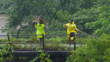kerala-heavy-rain-school-holiday-three-districts