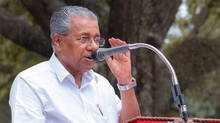 pinarayi-vijayan-lashes-o