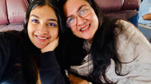 urvashi-and-daughter-kunj